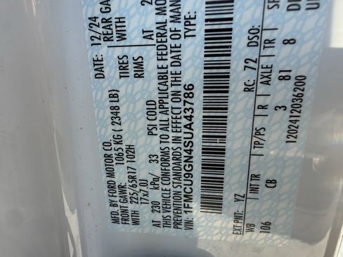 Used 2025 Ford Escape Active image 34