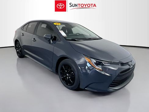 Used 2024 Toyota Corolla LE FWD image 1