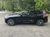 Certified 2023 Volvo XC60 B5 Plus w/ Climate Package image 5