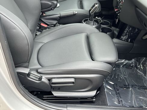 Used 2024 MINI Cooper S FWD image 31