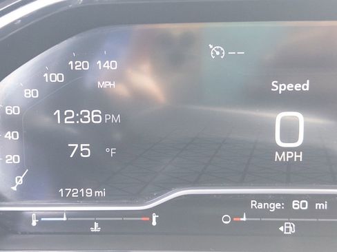 Used 2023 GMC Sierra 1500 Elevation image 28