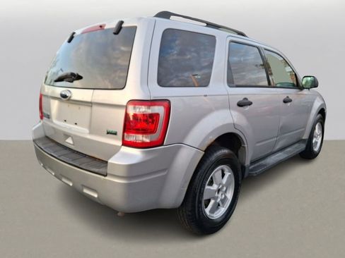 Used 2012 Ford Escape XLT image 5