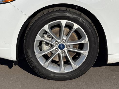 Used 2019 Ford Fusion SE image 36