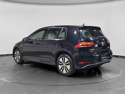 Used 2019 Volkswagen e-Golf SEL Premium image 2