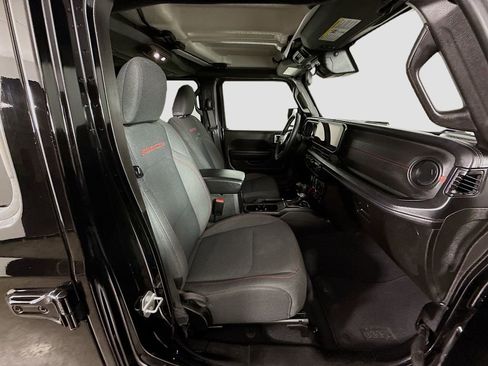 Used 2025 Jeep Wrangler Unlimited Rubicon image 18