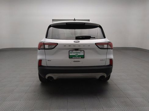Used 2020 Ford Escape SE image 6