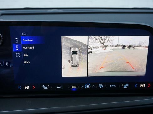 New 2026 Chevrolet Traverse LT w/ Driver Confidence Package image 19