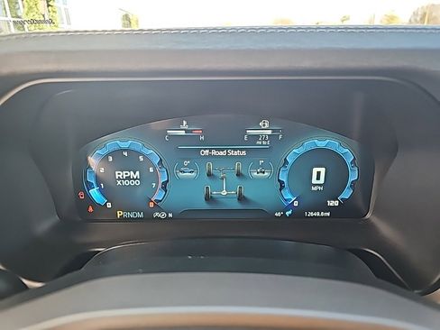 Used 2025 Ford Bronco Outer Banks image 14