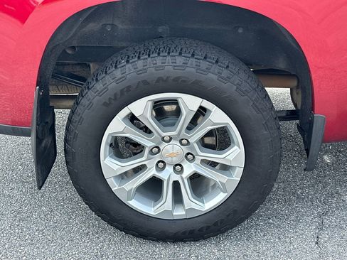 Used 2025 Chevrolet Silverado 1500 LTZ AWD/4WD image 17