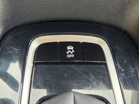 Used 2024 Toyota Corolla LE FWD image 15