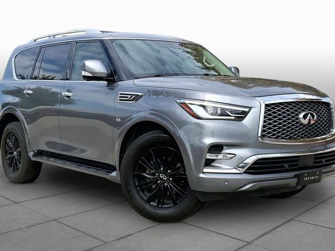 Used 2019 INFINITI QX80 Luxe w/ All-Season Package AWD/4WD image 3