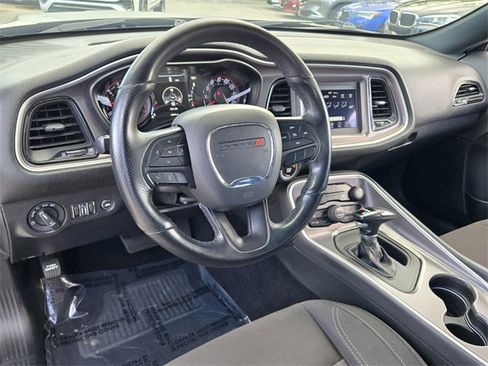 Used 2019 Dodge Challenger SXT w/ Blacktop Package image 11
