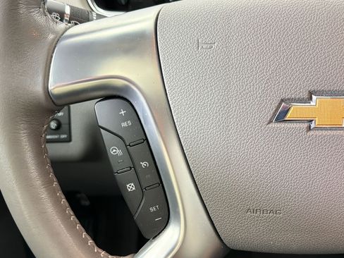 Used 2017 Chevrolet Traverse Premier image 18