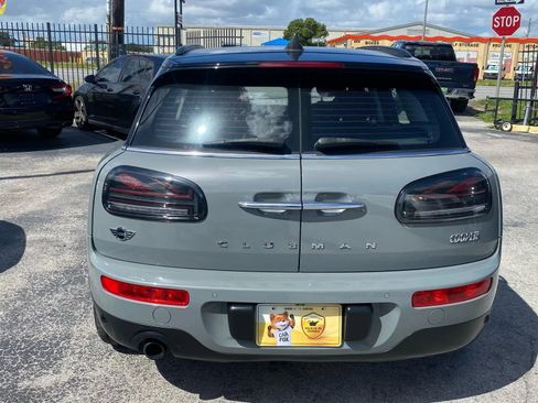 Used 2016 MINI Cooper Clubman image 5