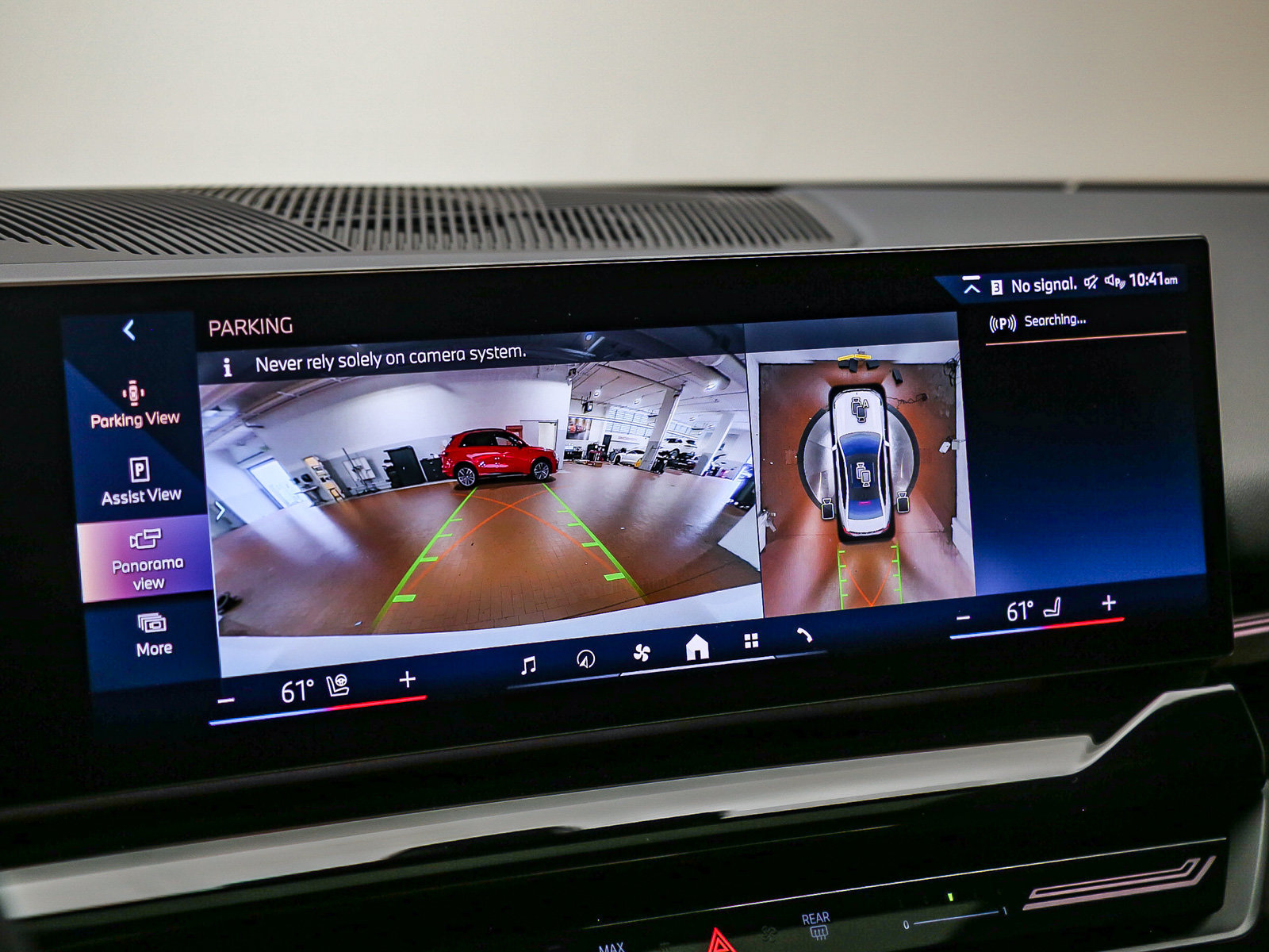 Used 2026 BMW 530i w/ M Sport Package RWD image 25