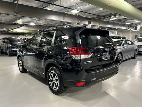 Used 2024 Subaru Forester Premium AWD/4WD image 4