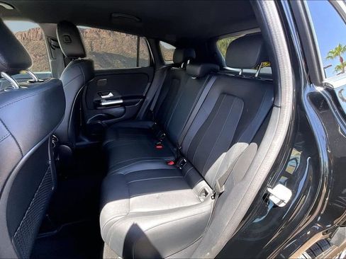 Used 2025 Mercedes-Benz GLA 250 image 26