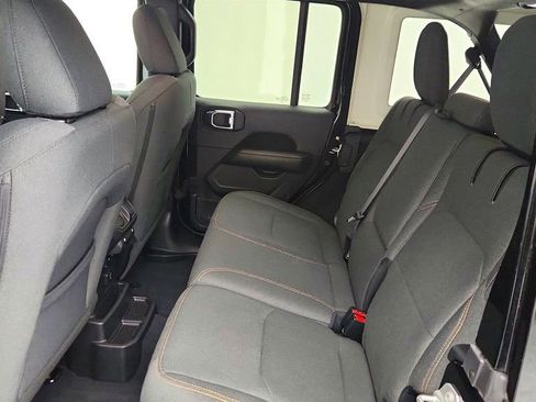 Used 2025 Jeep Wrangler Unlimited Sahara w/ Safety Group image 21