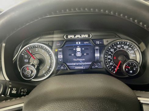 Used 2022 RAM 1500 Laramie AWD/4WD image 19