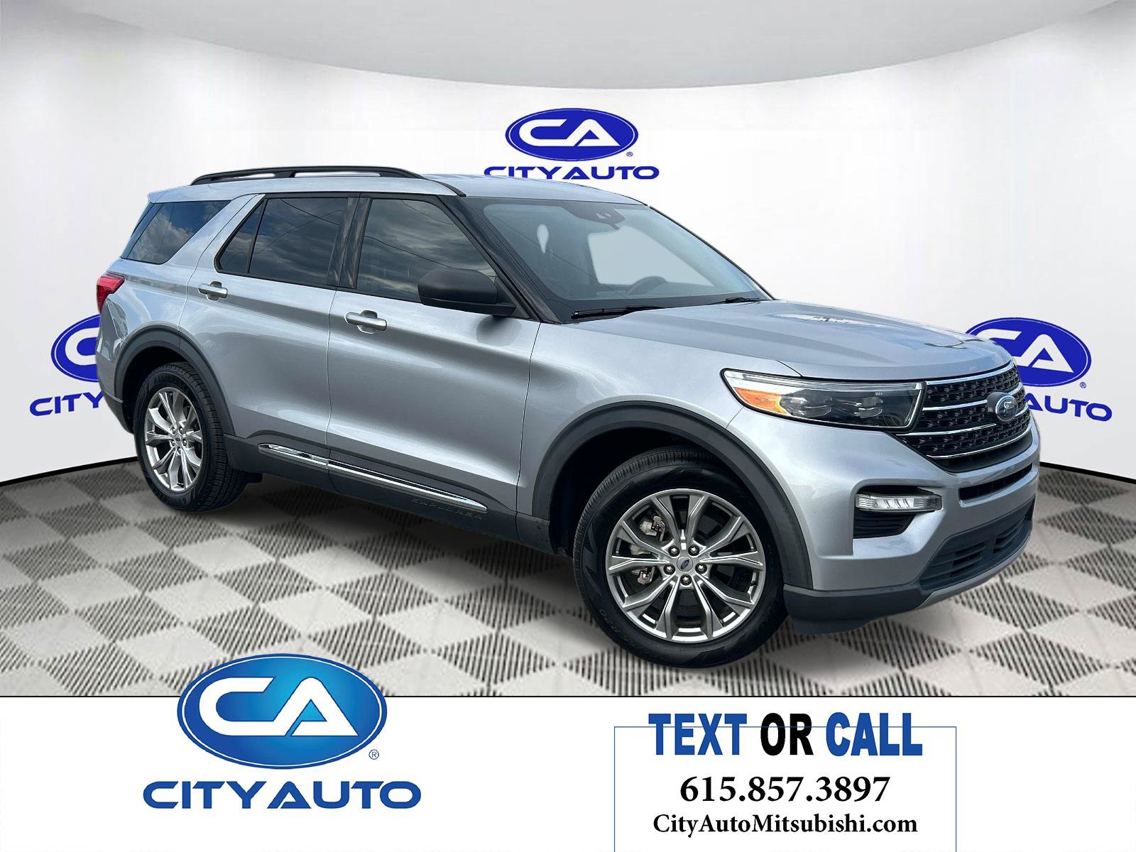 Used 2020 Ford Explorer XLT w/ Equipment Group 202A RWD image 1