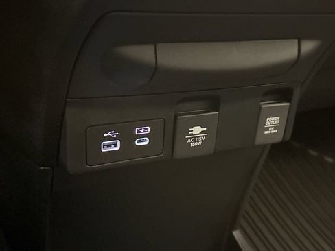 New 2026 Honda Odyssey Touring image 30