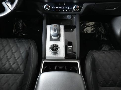 Used 2022 Mitsubishi Outlander SEL image 25