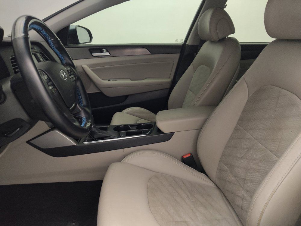 Used 2015 Hyundai Sonata Sport w/ Option Group 03 FWD image 17