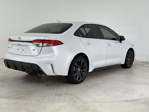 Used 2024 Toyota Corolla SE FWD image 9