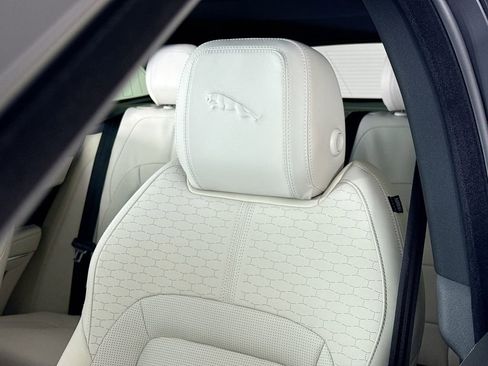 Used 2025 Jaguar F-PACE R-Dynamic S image 24