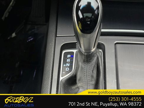 Used 2015 Hyundai Genesis 3.8 w/ Option Group 02 RWD image 33