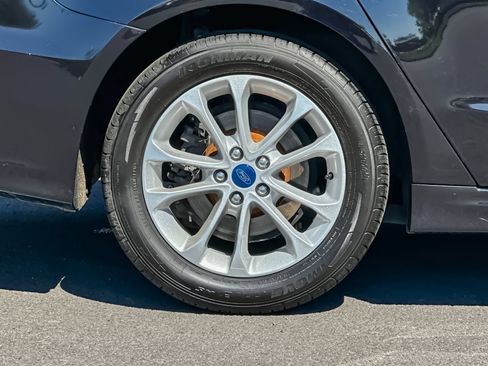Used 2020 Ford Fusion SE FWD image 37