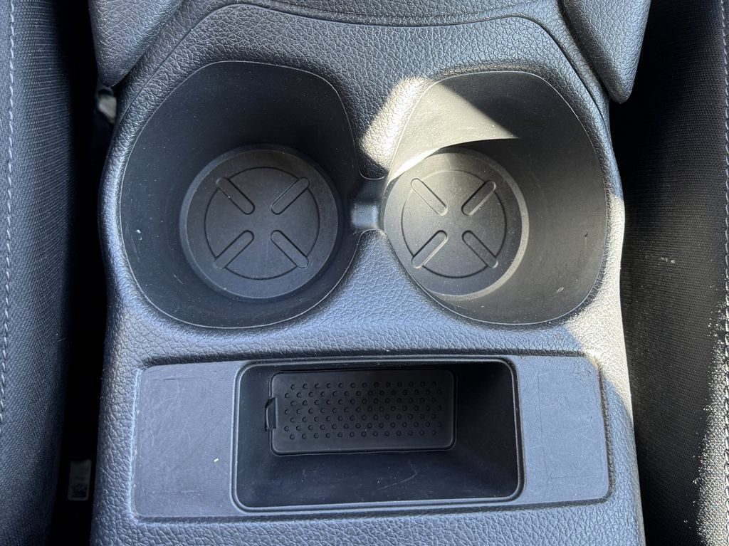 Used 2020 Nissan Rogue S AWD/4WD image 28