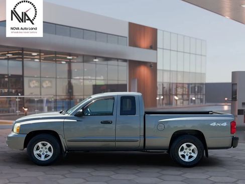 Used 2005 Dodge Dakota SLT AWD/4WD image 5