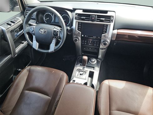 Used 2020 Toyota 4Runner Limited AWD/4WD image 30