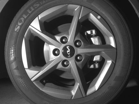 Used 2025 Kia K4 FWD image 13