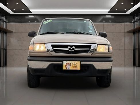 Used 2004 MAZDA B-Series Pickup 2WD Cab Plus B3000 w/ Convenience Pkg image 4