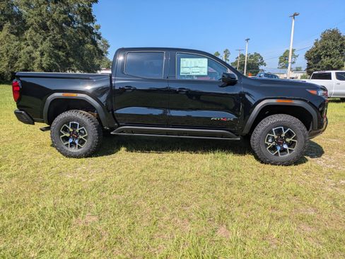 New 2026 GMC Canyon AT4X image 4