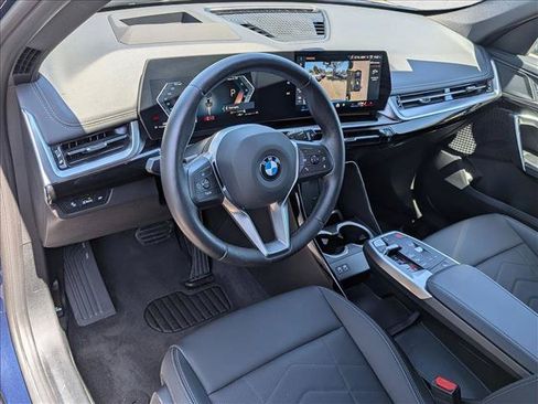 Used 2025 BMW X1 xDrive28i AWD/4WD image 10