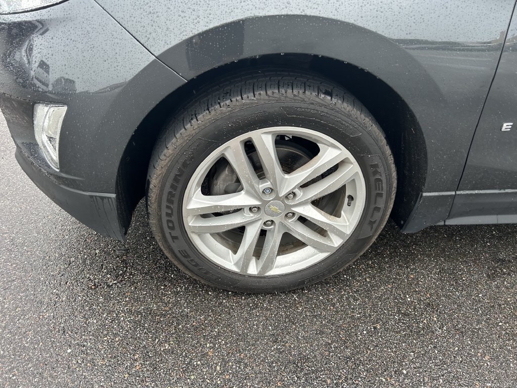 Used 2019 Chevrolet Equinox Premier FWD image 9