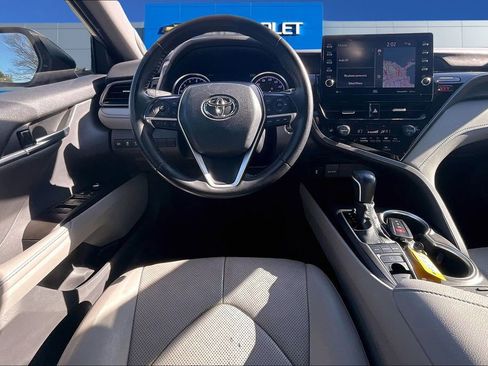 Used 2023 Toyota Camry XLE w/ Navigation Package image 8