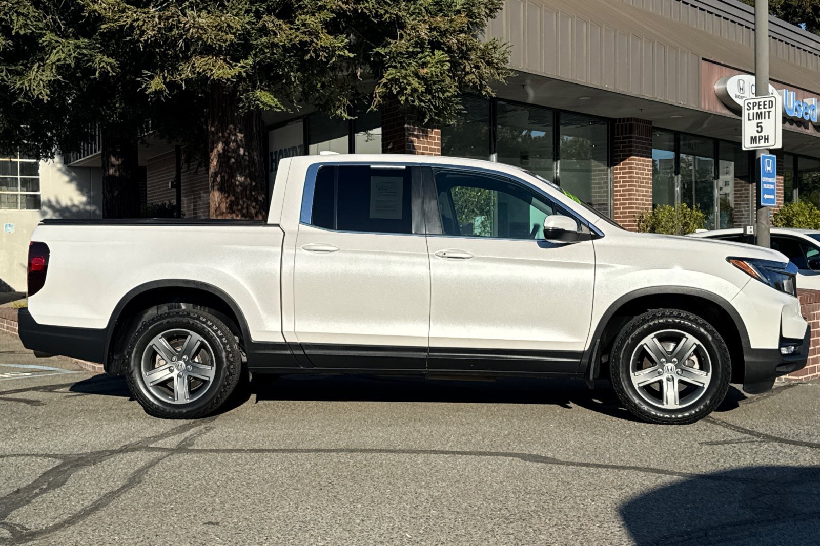 Used 2023 Honda Ridgeline RTL image 3