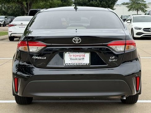 Used 2026 Toyota Corolla LE FWD image 5