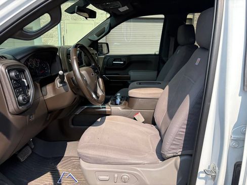 Used 2021 Chevrolet Silverado 1500 LT Trail Boss AWD/4WD image 16
