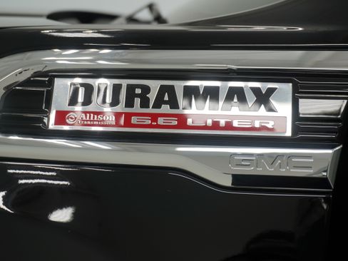 Used 2021 GMC Sierra 2500 Denali w/ Denali Ultimate Package AWD/4WD image 8