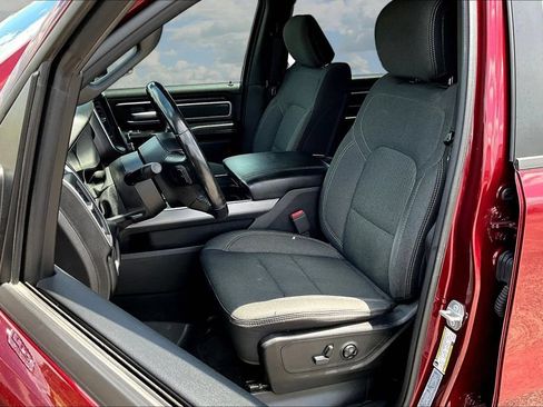 Used 2020 RAM 1500 Big Horn AWD/4WD image 24