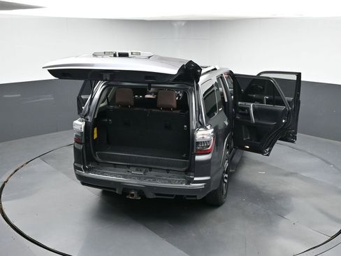 Used 2018 Toyota 4Runner Limited image 49