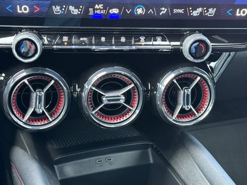 New 2025 Chevrolet Blazer EV RS image 21