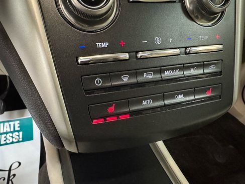 Used 2017 Lincoln MKC Premiere image 18