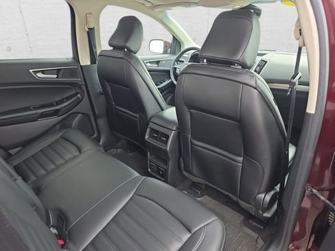 Used 2020 Ford Edge SEL w/ Convenience Package AWD/4WD image 11