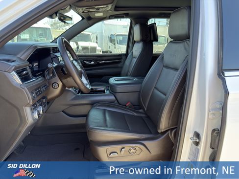 Used 2023 GMC Yukon Denali w/ Denali Reserve Package AWD/4WD image 18